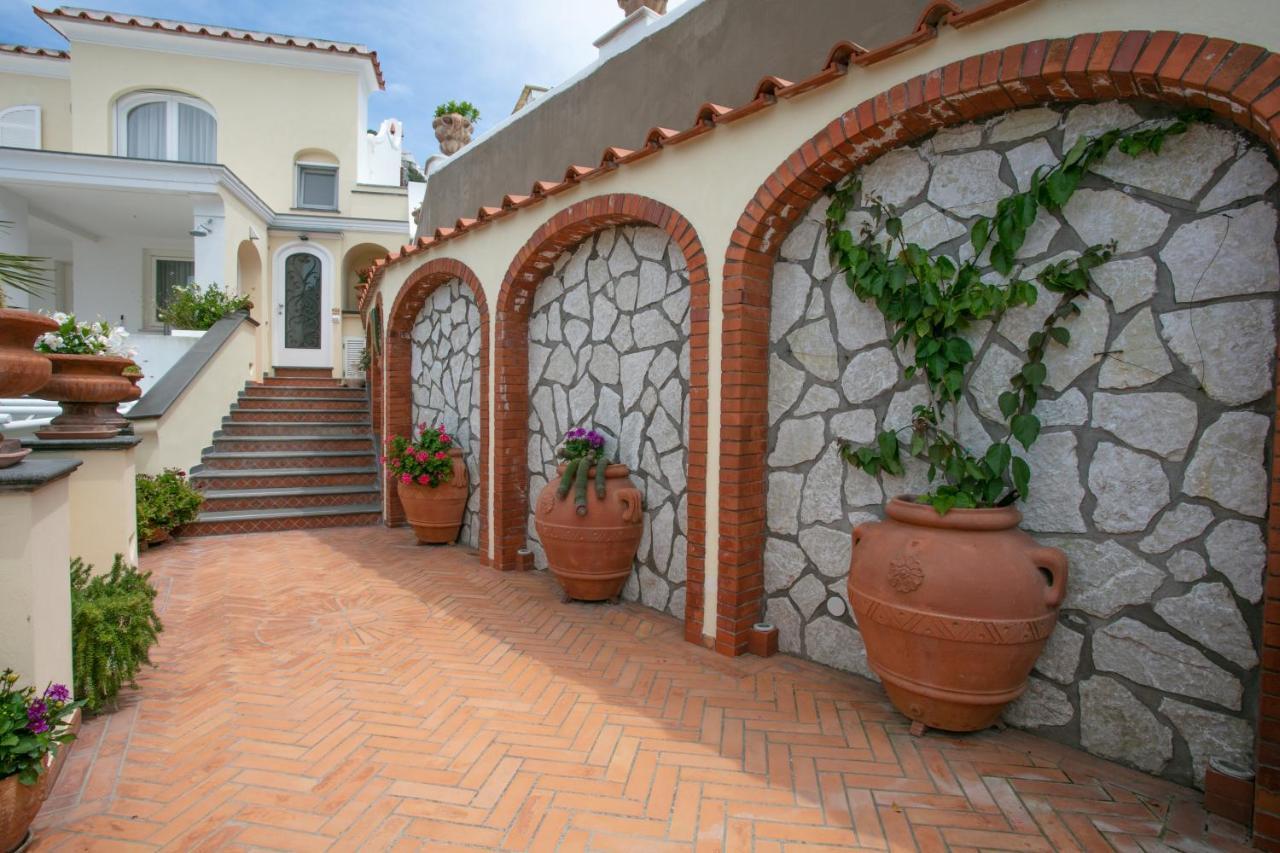 Aldarogi Panzió Capri Kültér fotó